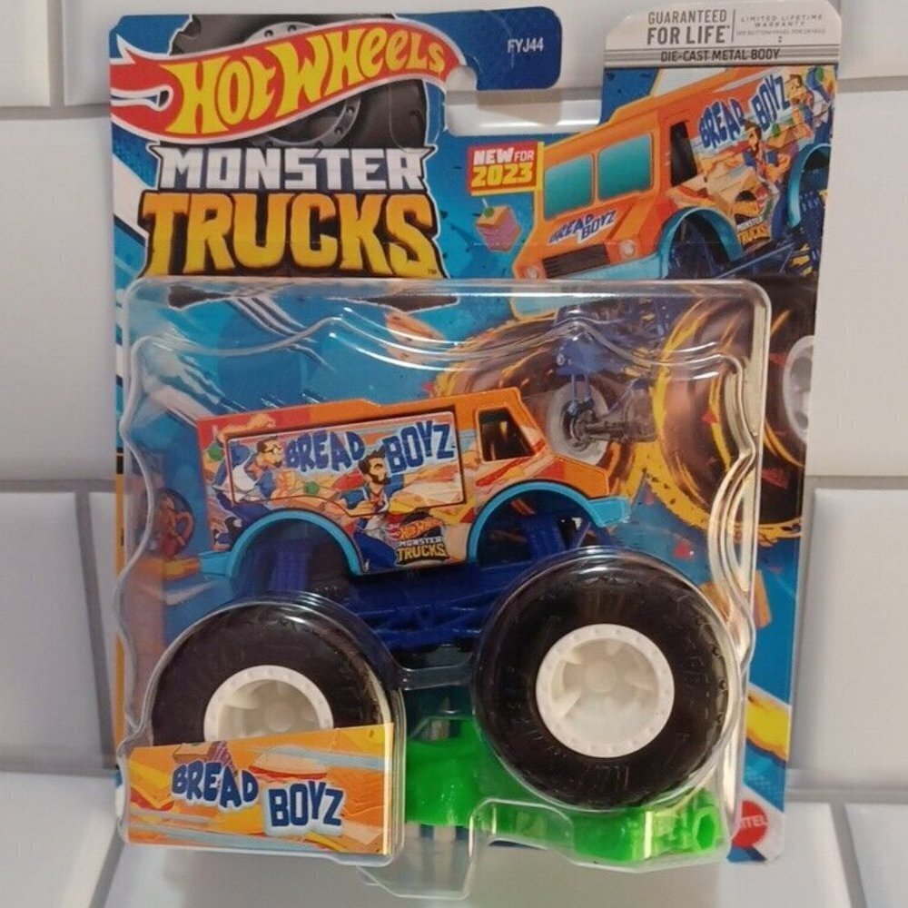 Hot Wheels Monster Trucks: Bread Boyz New for 2023 Connect and Crash